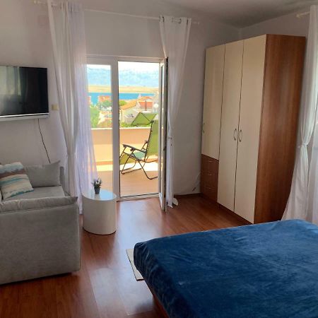 Danijel Apartment Vir Ngoại thất bức ảnh