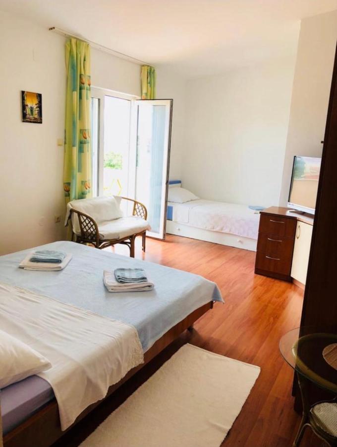 Danijel Apartment Vir Ngoại thất bức ảnh