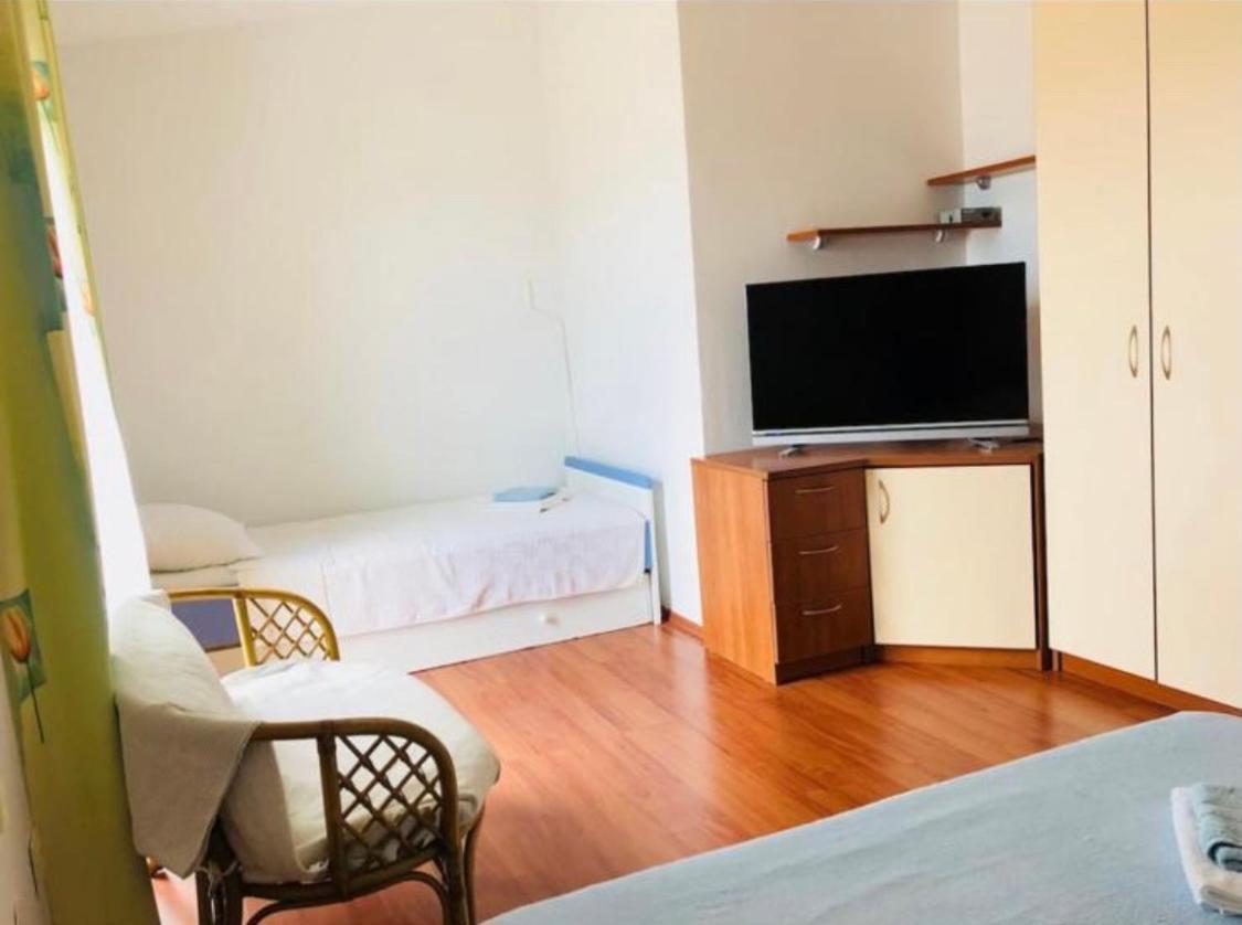 Danijel Apartment Vir Ngoại thất bức ảnh