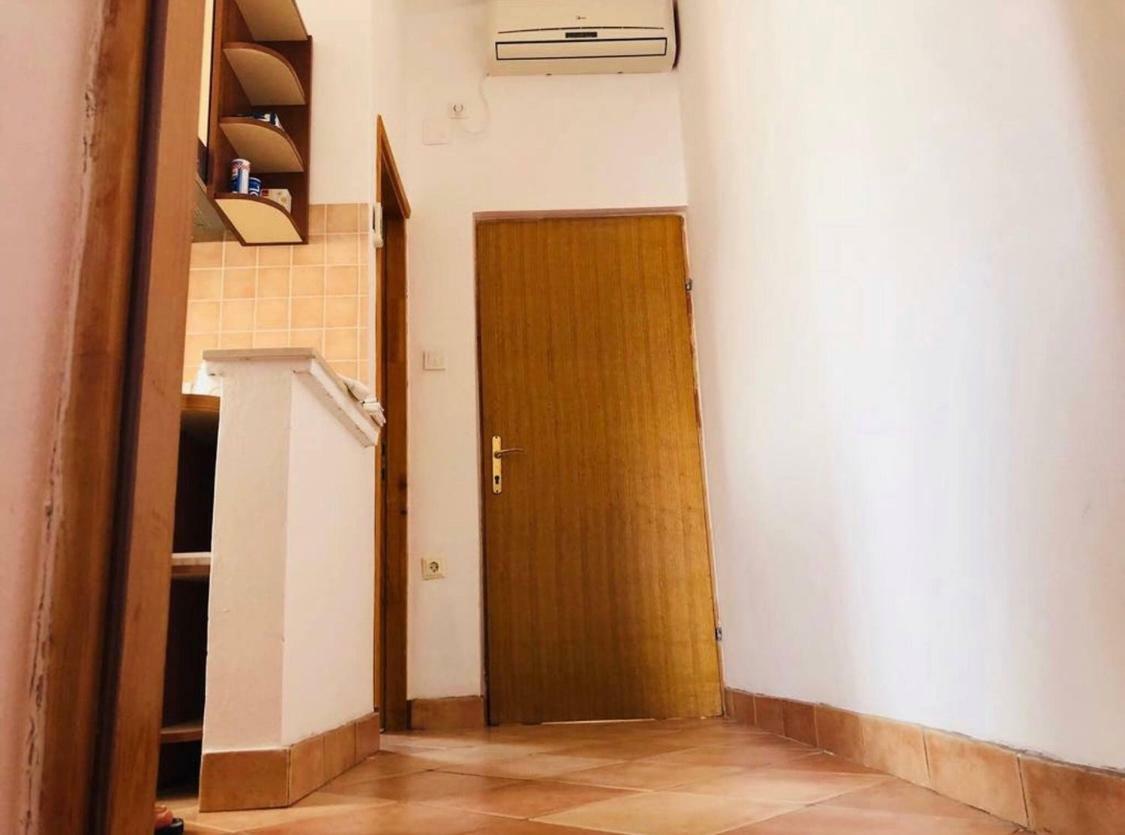 Danijel Apartment Vir Ngoại thất bức ảnh